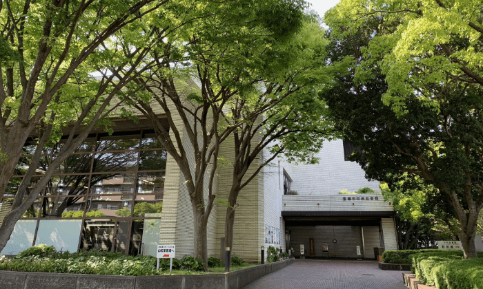 中央図書館の外観