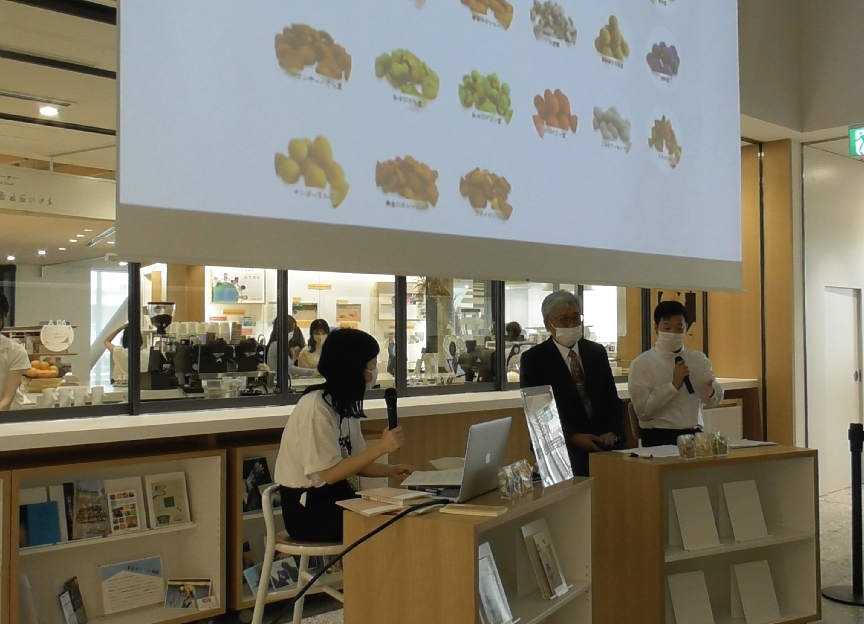 https://www.library.toyohashi.aichi.jp/facility/machinaka/event/e317943f3210091382661e2ee8d74753.png